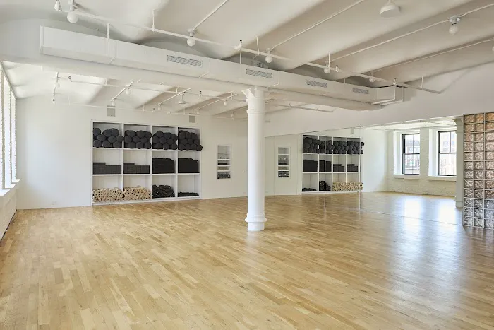 SKY TING YOGA - NOHO 4