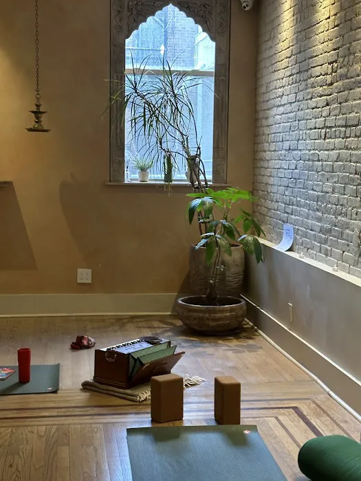 Bhakti Center Yoga 4