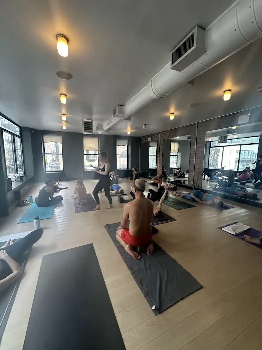 New York Yoga - Hot Yoga 4