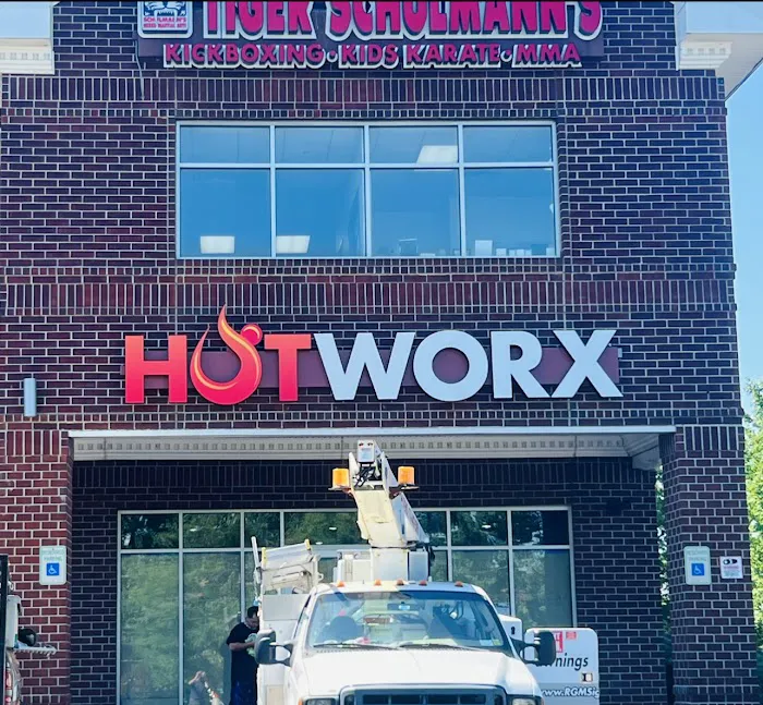 HOTWORX - Staten Island, NY (Charleston) 4