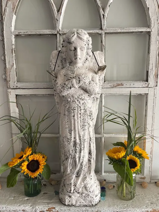 Buddha Barn: Yoga & Wellness 4