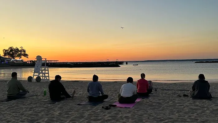 HEAL YOGA 4