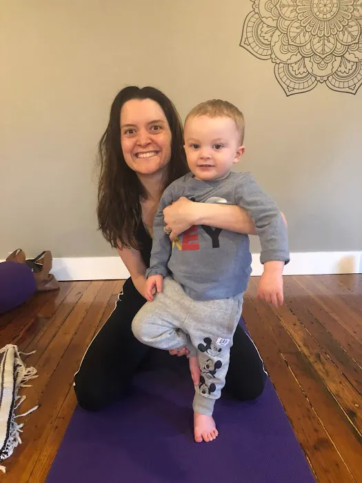 Prana Prenatal Yoga & Education 3