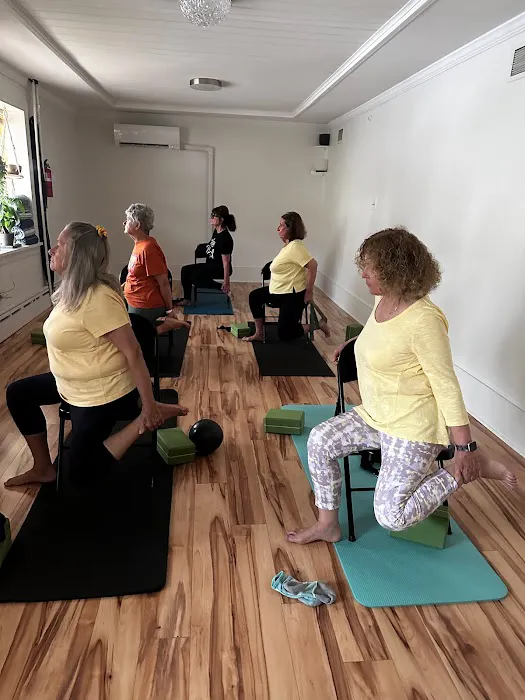Lightbox Yoga 4