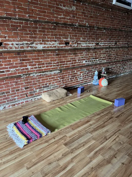 Bee Inspired Yoga 3