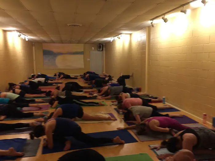 Power Yoga Works 4