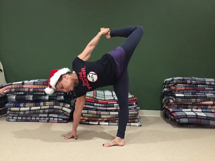 BLDG. 7 Yoga 4