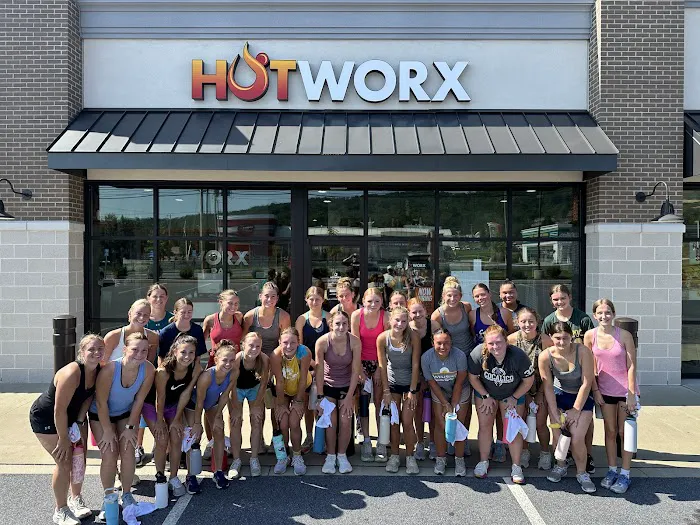 HOTWORX - Ephrata, PA 3