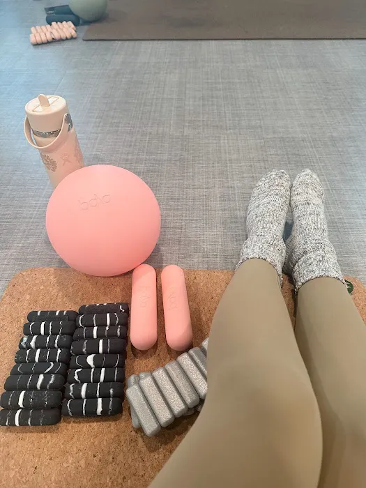 NOMAD Yoga + Barre 2