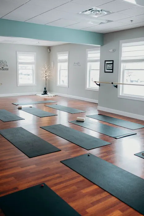 Zen Yoga Barre 4
