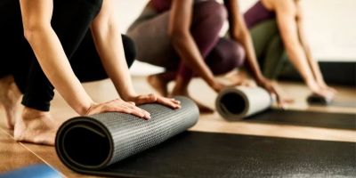 How to Start a Daily Yoga Practice and Make It Part of Your Routine